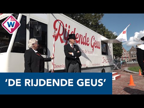 Omgebouwde SRV-wagen 'Rijdende Geus' trekt met 3 Octoberinfo de Leidse wijken in - OMROEP WEST