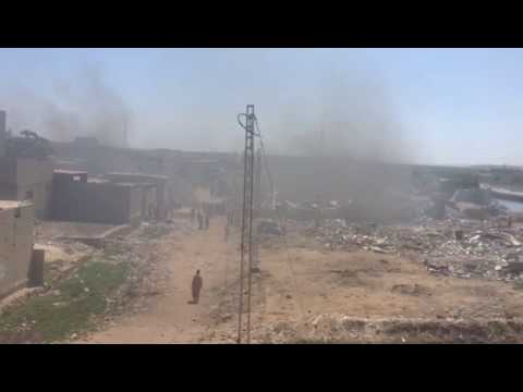 5 cops injured in Macchar colony anti-encroachment operation watch video