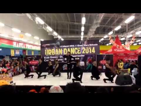 Next Grade - 8 Hot Girls + Flashback ( AFTER SCHOOL Dance Cover )