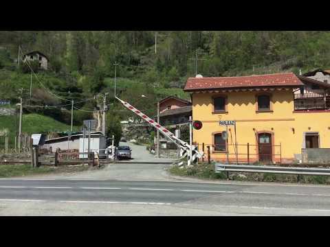 PASSAGGIO A LIVELLO (Railroad Crossing) di Parleaz (Chambave, Ao)