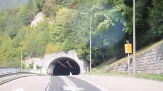 preview picture of video 'Leaving Biel in Switzerland on the A16/ E27 (09/2009) HD'