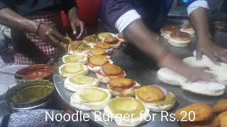 preview picture of video 'Noodle Burger in Running Market of Radha Soami Satsang Beas'