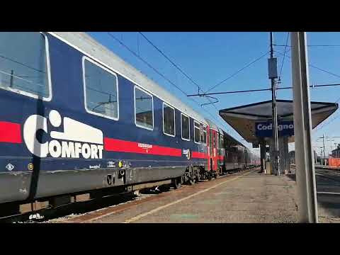 Treno Intercity notte 795 in transito a Codogno (LO)