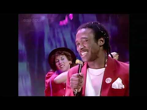 PHIL FEARON & GALAXY - WHAT DO I DO (TOTP VERSION) (1984) - HQ AUDIO VIDEO EDIT