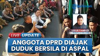 Anggota DPRD Surabaya Diajak Duduk Bersila di Aspal untuk Dengarkan Aspirasi Rakyat
