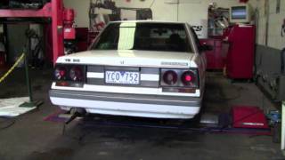 preview picture of video 'Skyline R31 on Dyno'