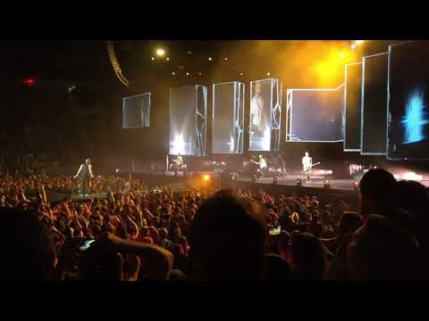 Avenged Sevenfold - Critical Acclaim, Quebec City 2018-01-19