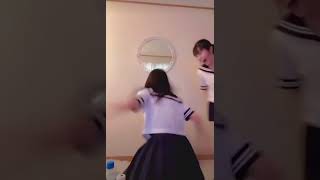 【tiktok】俺でなきゃ見逃しちゃうね！#tiktok #美女 #乳首 #おっぱい #谷間 #えろい #ポロリ