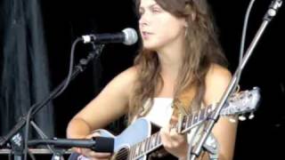 May Erlewine performs I Love This City at Hoxeyville 2009