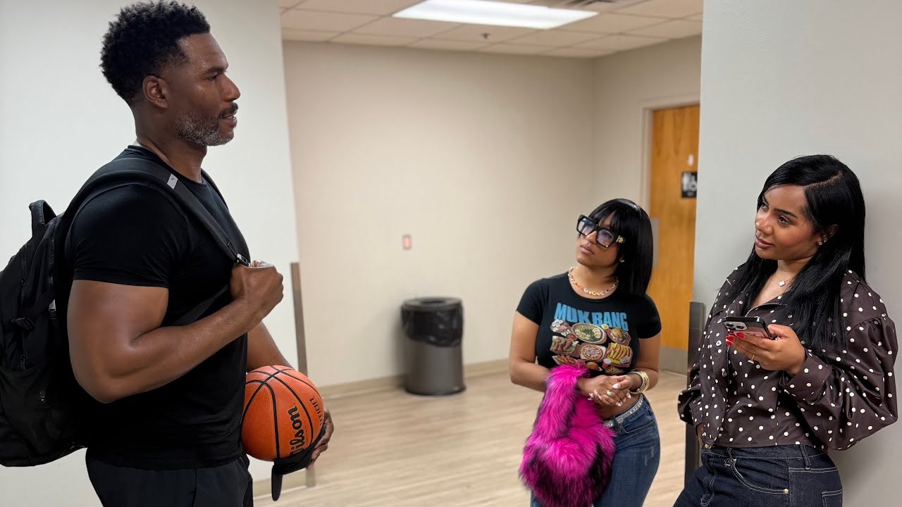 Chase’s teammate tries to talk to Candace