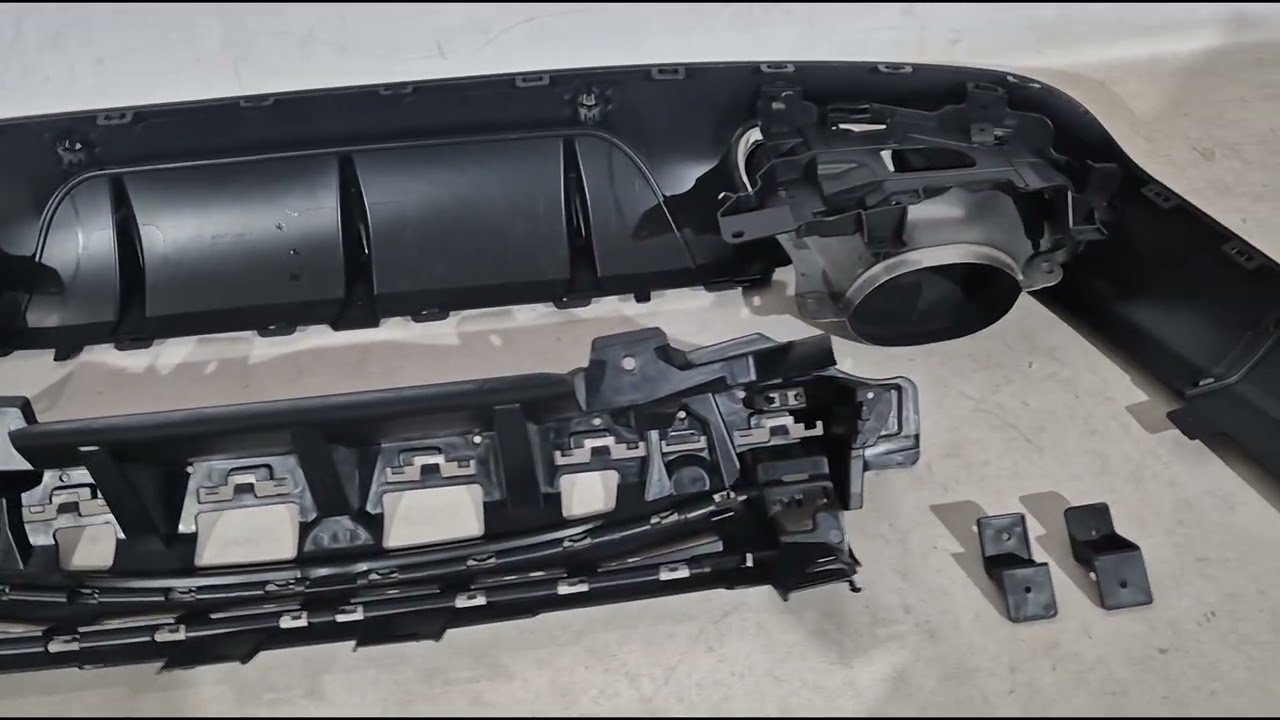 Mercedes CLS C257 2018– Achterdiffuser met uitlaattips (GT53-design) Video 1