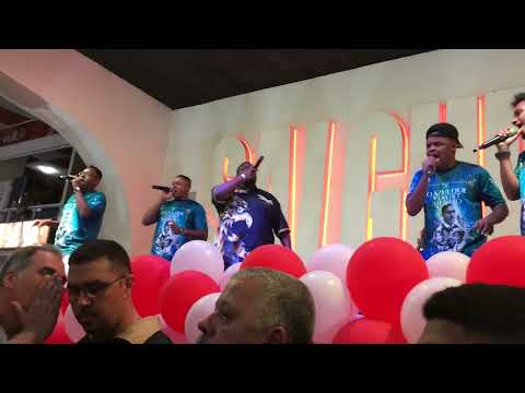 Gilsinho canta Portela 1981 no 'Salgueiro Convida'