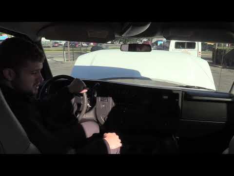 2009 Chevrolet Turtle Top 14 Passenger Shuttle Bus - S35925