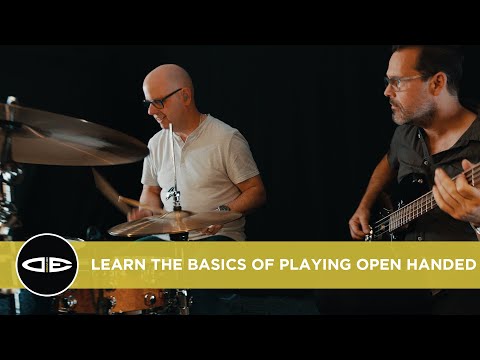 Learn The Basics Of Playing Open Handed