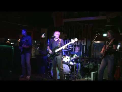 Polle Eduard Band - 14112009 - Don't Mess with Fire - de Halve Maan, Rijswijk