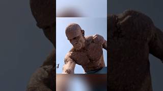 Ele transforma o corpo em qualquer coisa que toca! 😱