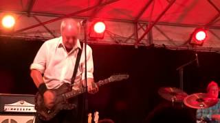 Dr Feelgood  - Rollin&#39; &amp; Tumblin&#39; + Back in the night  - live Mt de Marsan 21 août 2015