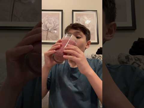 Berry Vanilla Sensation Smoothie #cooking #smoothie #vlog