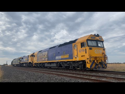 Pacific National light engines G519 X48 G523 (FA) moving back into the loop at Gheringhap 15/3/2025