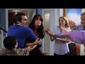 Modern Family 1x04 - Gloria and DeDe fight