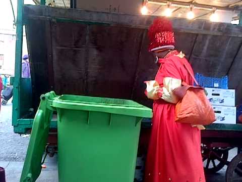 women eating from bin