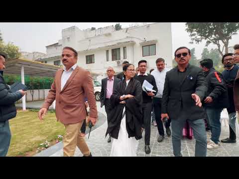 Mamata Banerjee and Abhishek Banerjee talk with the family of SIR Victims in New Delhi