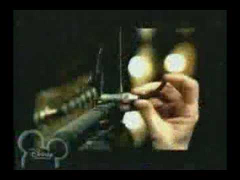 Tommy Trueno  - Yo soy el rock    Zz   (video oficial)