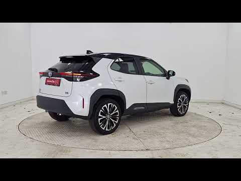 Toyota Yaris Cross HYBRID LUNA SPORT AUTOMATIC - Image 2
