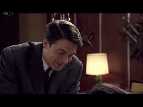 Amar C516 - Julián miente a Laura sobre los papeles que está firmando