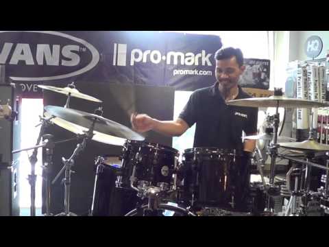 Kelly (Bass), Pa Ang & Ujang Exists