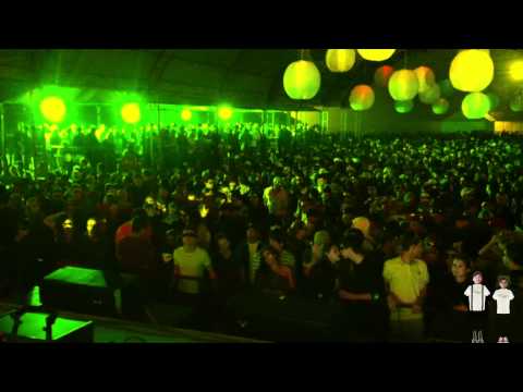 ROLLDABEETZ @ ZOOMINIMAL 05/05/2012