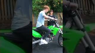 Download lagu video lucu ketika belajar naik motor#shorts mp3