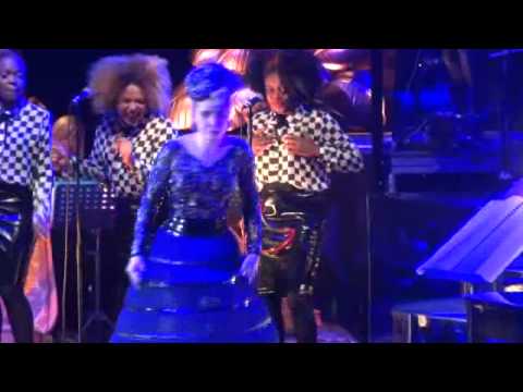 Paloma Faith and Baby Sol - I'd Rather Be An Old Mans Sweetheart - London o2 Arena - 7th June 2013