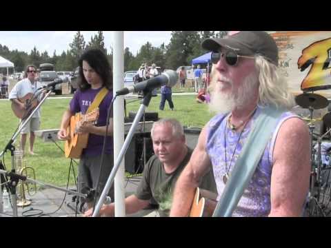 Mt Shasta Eclipse Concert - Djin Aquarian - Song 1