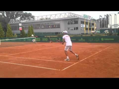 Alen Avidzba beckhend (slow motion)