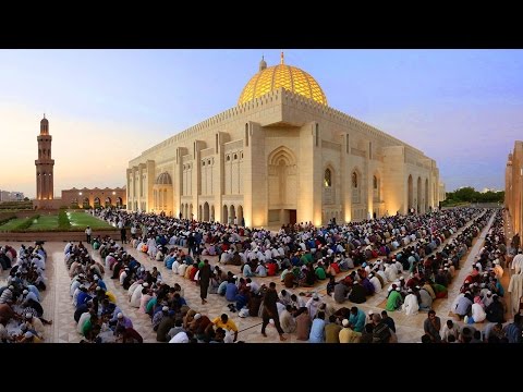 Time Lapse - Iftar at Sultan Qaboos Grand Mosque