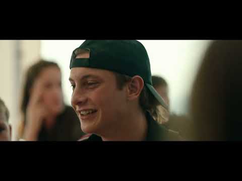 Les Pires - Bande Annonce [VF]