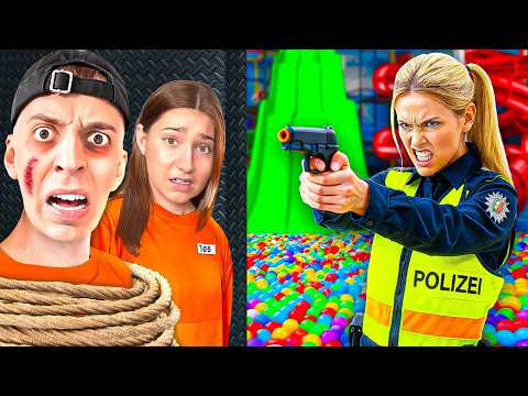 WIR sind NACHTS im KINDERSPIELELAND VERHAFTET worden! 😱 (eskaliert)