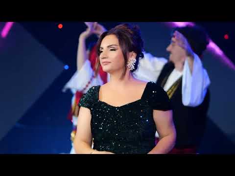 Viola Shqau - Qeshet pragu, gzohet shpia