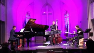 "Of dreams to come" - Robert Glasper "Good evening" trio