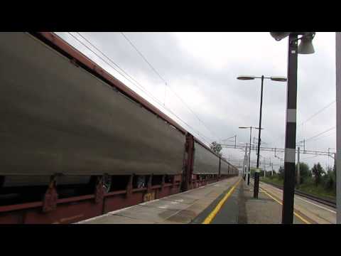 EWS class 66051 hauls car carriers through Acton Bridge 19/7/14