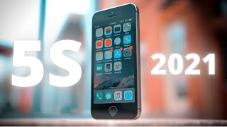 Using the iPhone 5S in 2021 | 8 Years Later