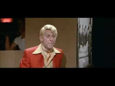 Y'a pas de mots pour dire ce que vous êtes, M. Ramirez