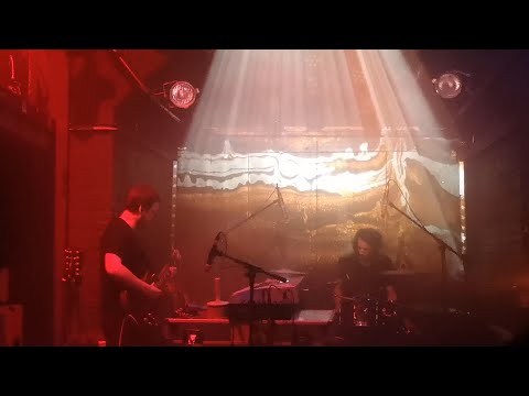 le_mol J_LLY release show live at b72, vienna, 05.11.22.