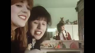 Tracey Ullman - Breakaway  ( Official Video enhanced to 4k)