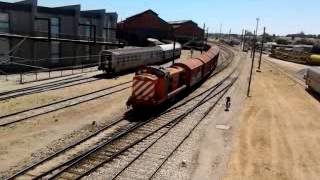 preview picture of video 'Locomotiva Diesel da CP classe 1400 em Manobras (Entroncamento) 2'