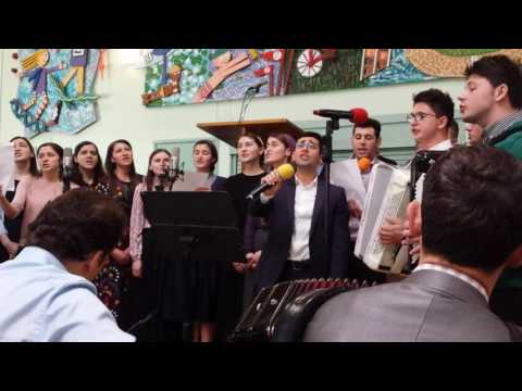 Un grup de frati si surori - Biserica Penticostala Betleem Londra