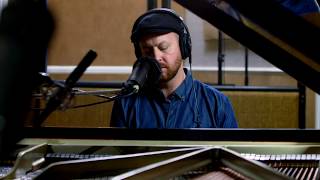 Matt Simons &amp; 12 Ensemble ‘After The Landslide’ (RAK Studio Session)