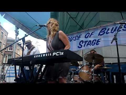 Amanda Walker Band @ French Quarter Fest 2011 - California Sun