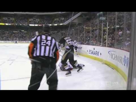 Craig Adams hit on Daniel Alfredsson
